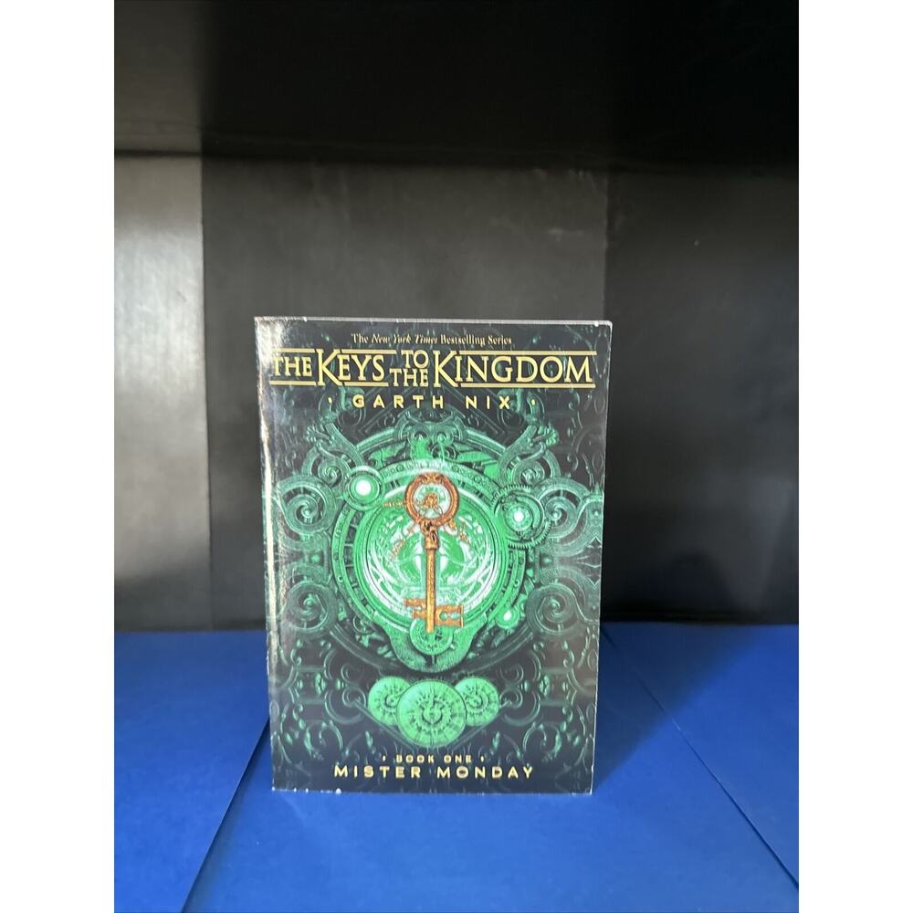 The Keys to the Kingdom Ser.: Mister Monday (the Keys to the Kingdom #1) by...